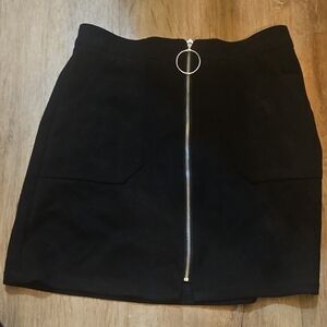 Black Zippered GIRL's Skirt